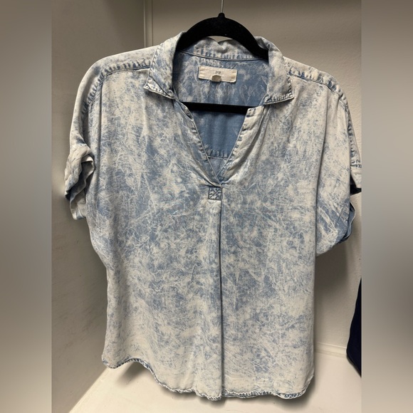 Thread+suppler Tops - Denim wash color lyocell soft fabric in size S from the brand thread +supper.